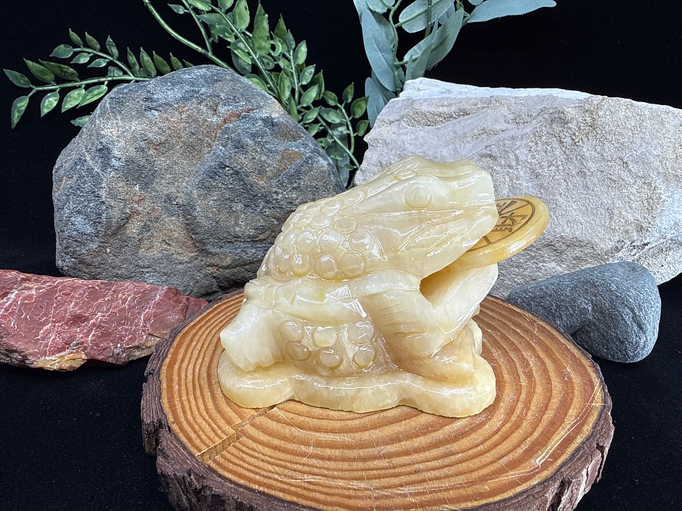 Thumbnail: Yellow Jade Money Toad Carving (aka Jin Chan or Chan Chu)