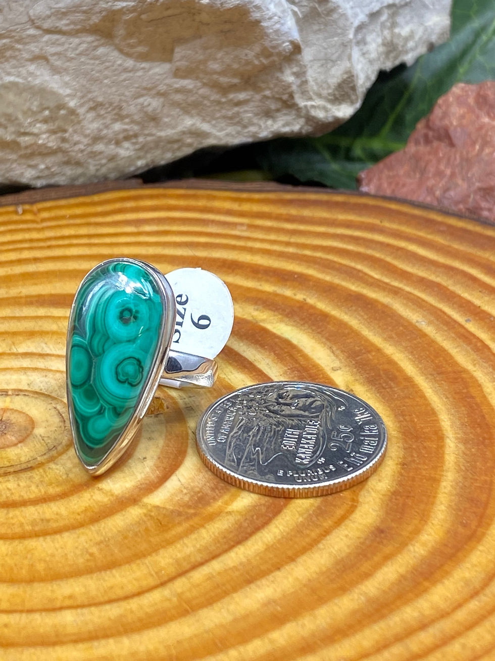 Thumbnail: Bulls Eye Malachite Teardrop Sterling Silver Ring - Size 6