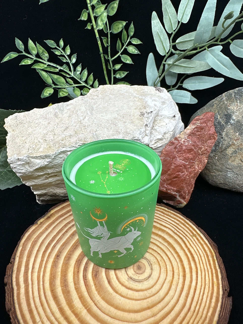 Thumbnail: Taurus Zodiac Candle