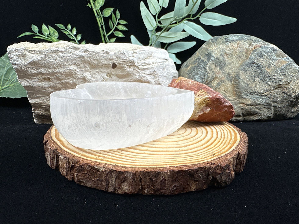 Thumbnail: Selenite/Satin Spar Heart Bowl