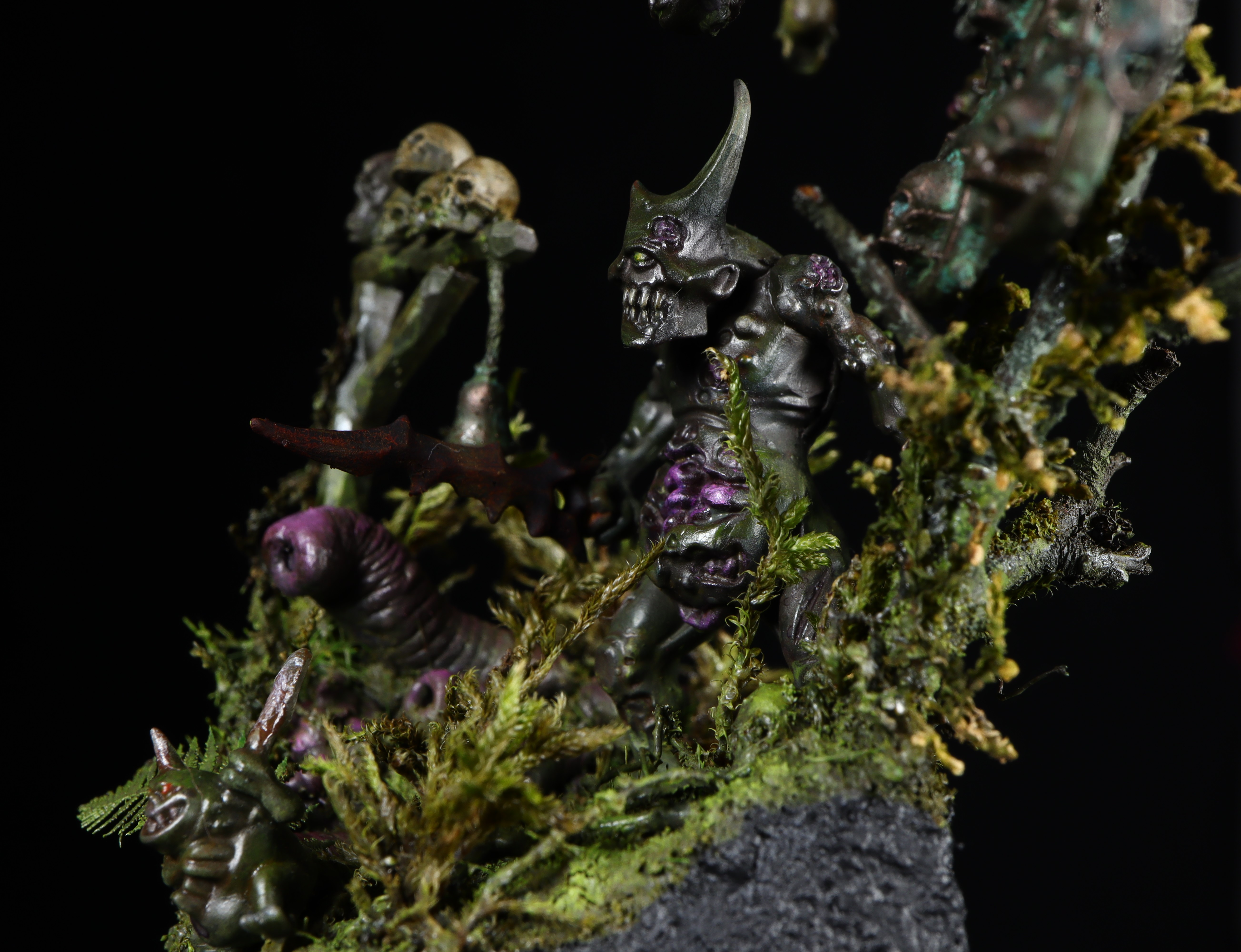 A diorama featuring a nurglite procession 