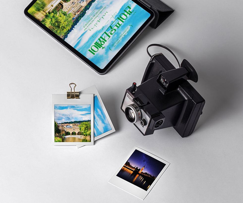 Polaroid-Frames-Scene-Presentation-Mockup 복사.jpg