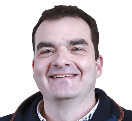 NickPhilp-400x400_edited_edited.png