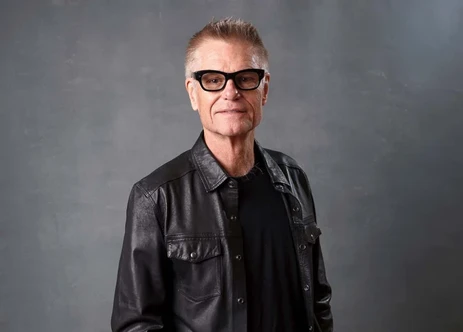 25-Things-Harry-Hamlin-00001.jpg.webp