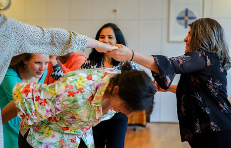 Ganzda-Gesprächsrunden mit Biodanza