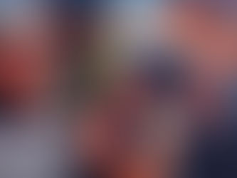 Policías intentan arrestar a tres adolescentes por andar jugando “UNO” en la calle