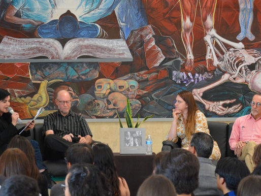 Doctor Arturo Rodríguez Torija presenta su libro en Facultad de Medicina de la UACH