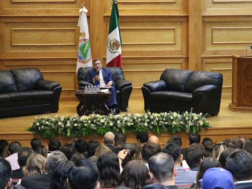 Ministro Javier Laynez da conferencia sobre el papel del Poder Judicial en UACH