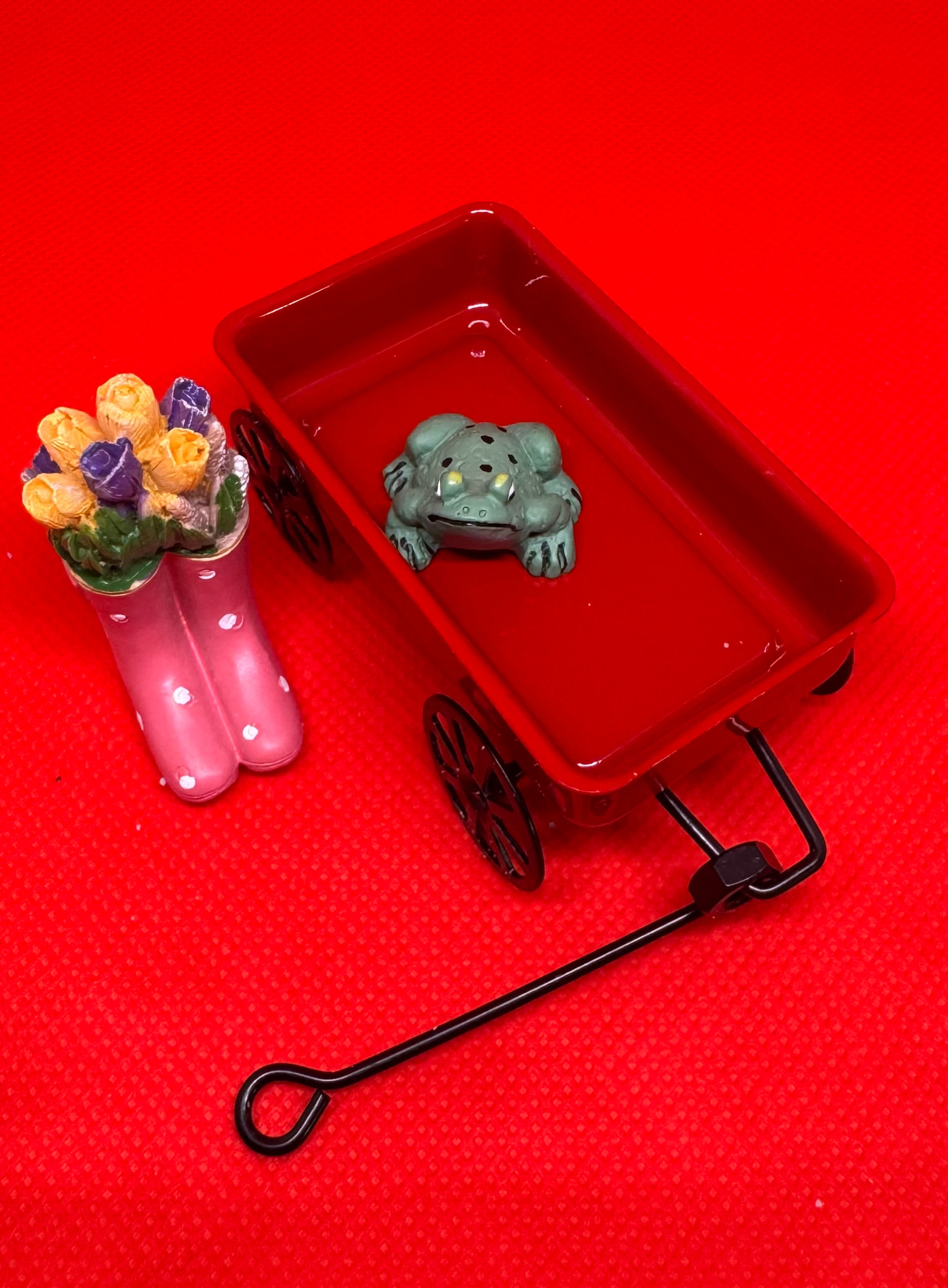GLASS CASE-Wagon, Boots Flowerpot, Frog Miniature Add-ons