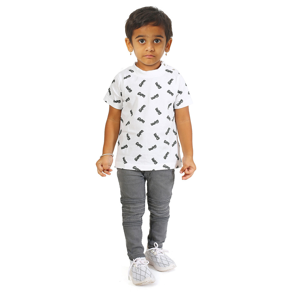 Thumbnail: BOYS JEANS JUNIOR 1-6 YRS