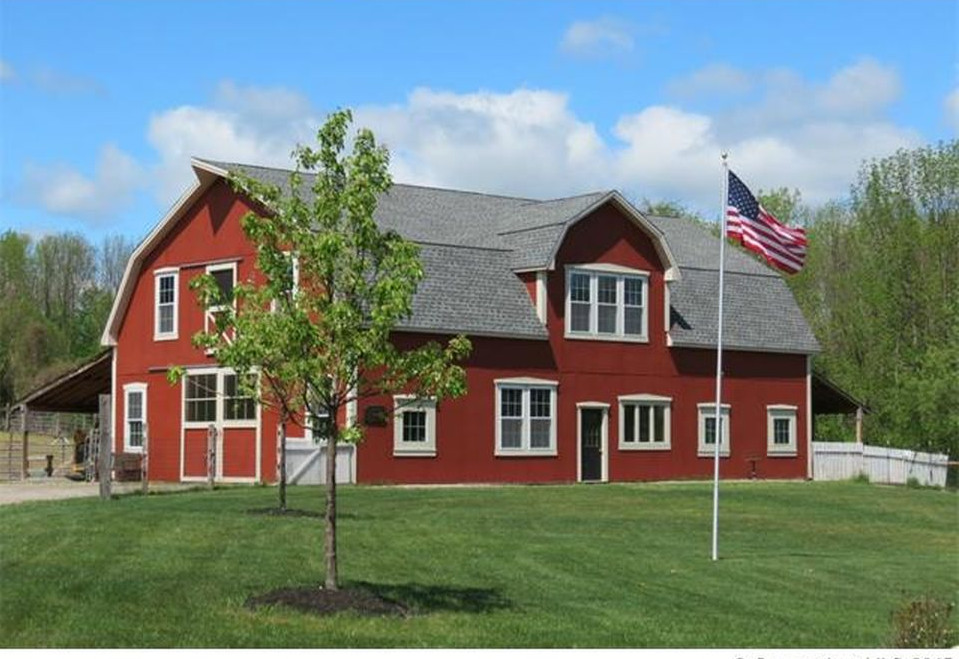 IMG_barn.jpg