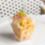 Cevichito Pardito, de callo de robalo fresco con coco tierno y chile de árbol tostado. (20 g).