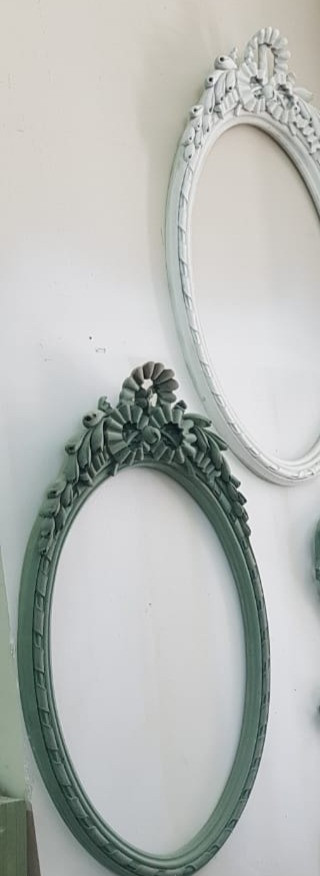 Thumbnail: Mirror frame
