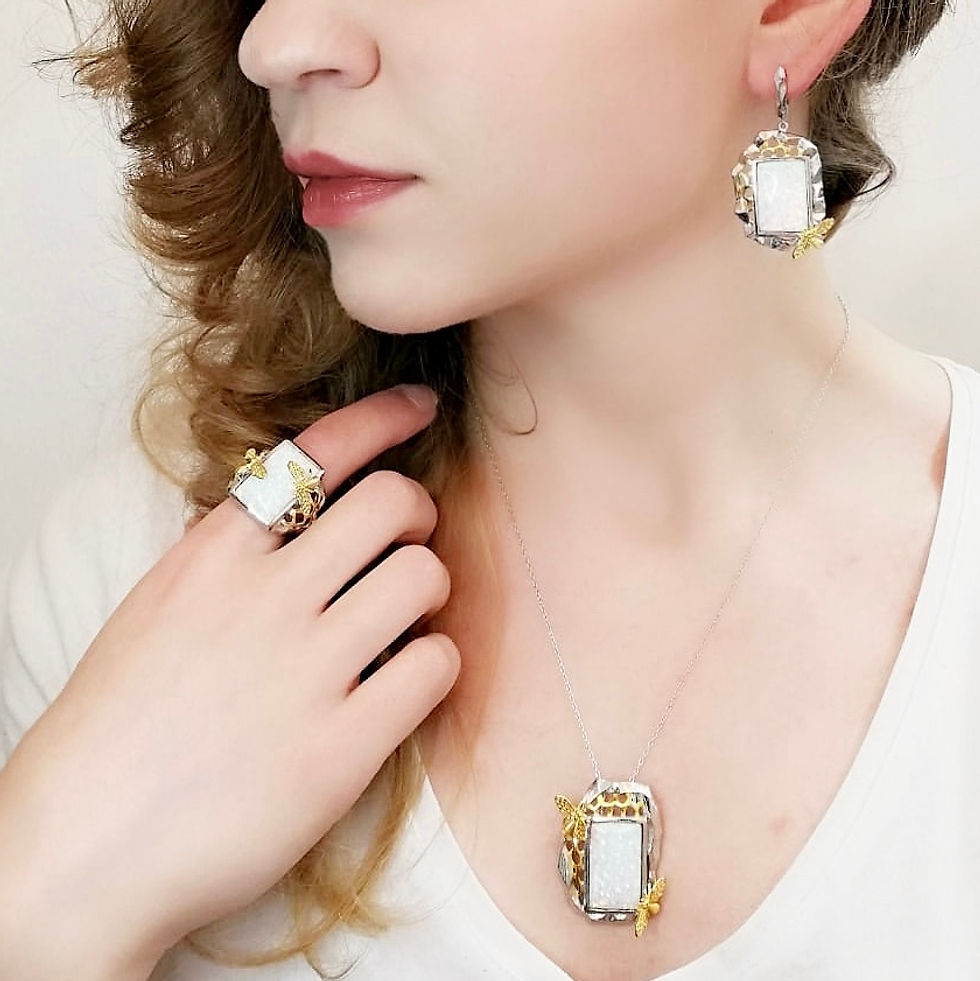 Thumbnail: BEE ON HONEYCOMB NECKLACE IN STERLING SILVER WITH OPAL
