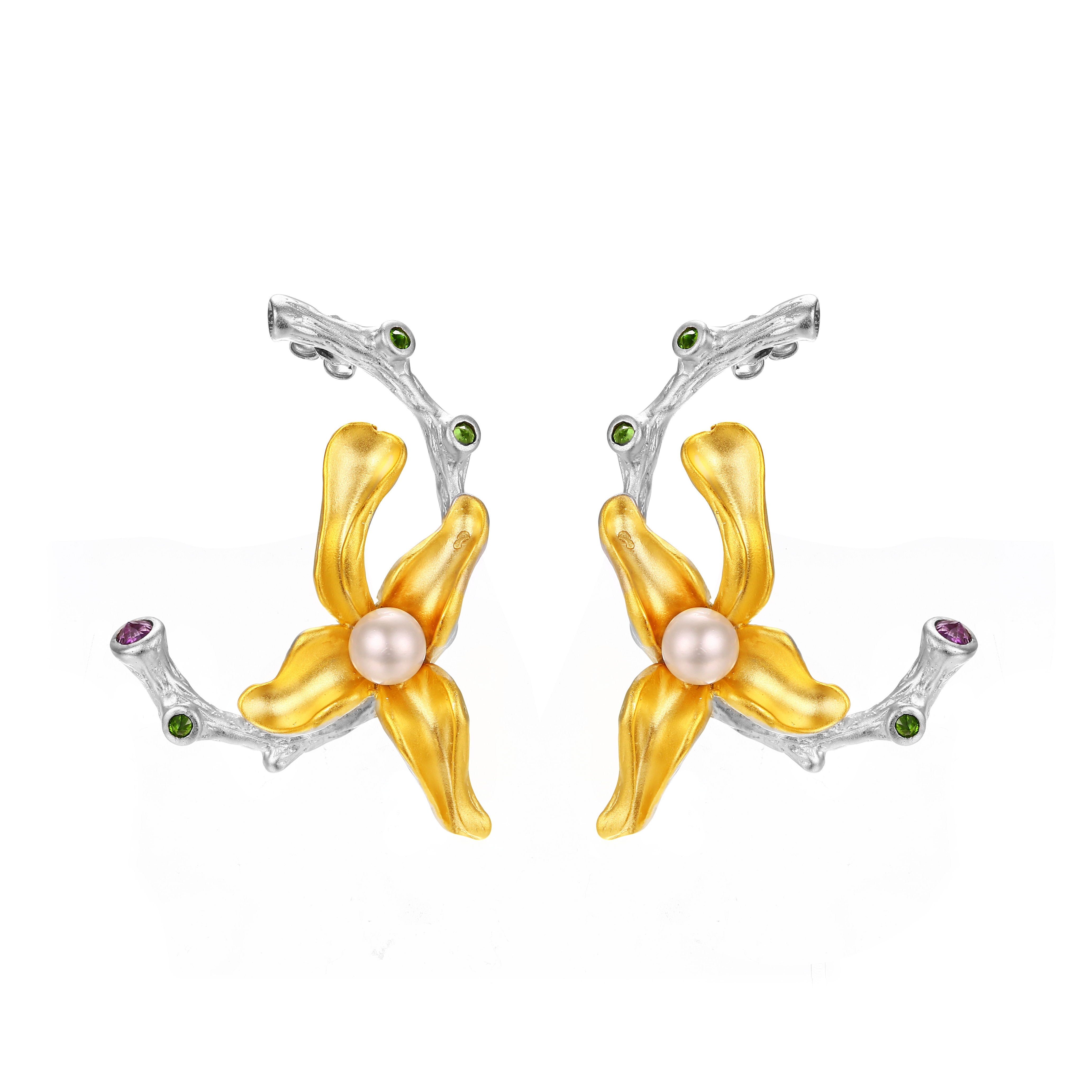 IRIS FLOWER EARRINGS IN STERLING SILVER WITH FRESH WATER ROUND PEARL