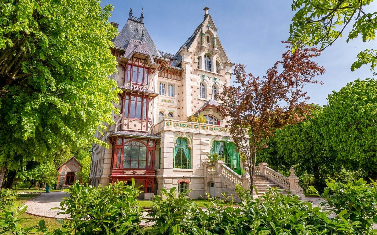 Villa_Alecya_Ste-Catherine-de-Fierbois_Credit_ADT_Touraine_JC_Coutand-2031-18_edited_edite