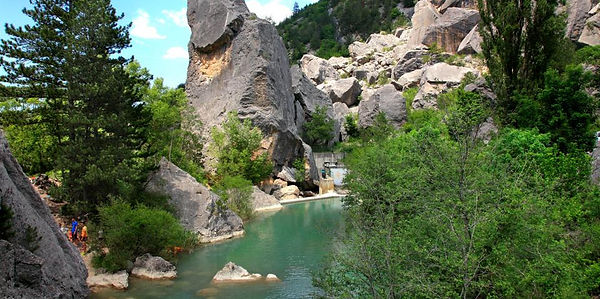 luc-en-diois-drome-claps-saut.jpg