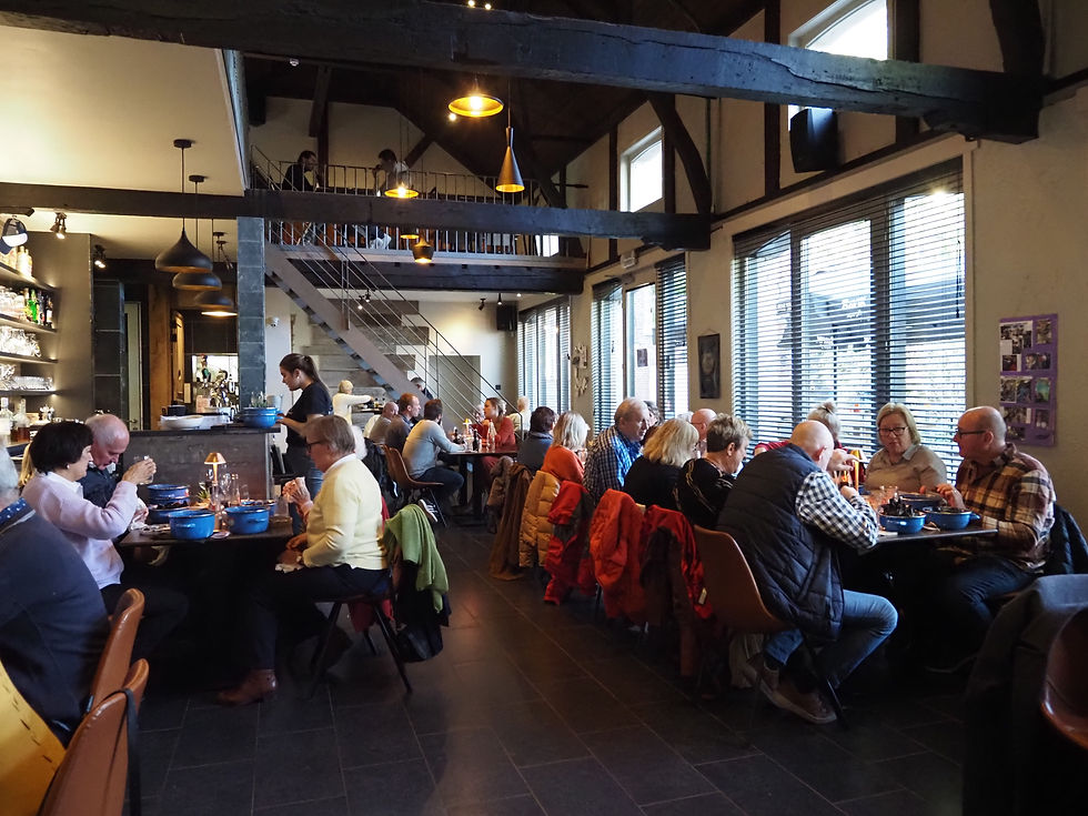 GEZELLIG ETENTJE IN DEERLIJK 