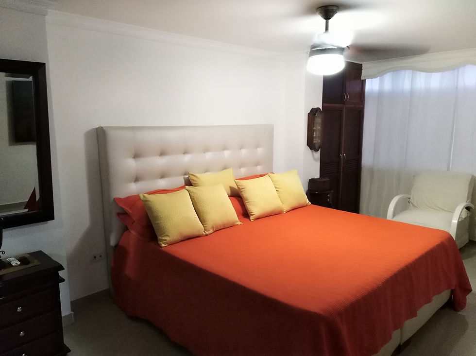 Miniatura: APARTAMENTO EN LA SEXTA