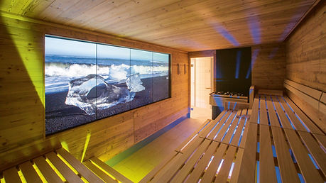 atmosphere365 Wellness & Spa_03_Bornheim_4x55 Video Wall.jpg