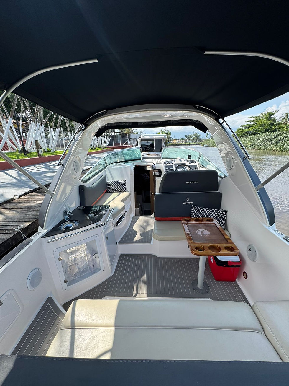 Miniatura: Ventura V350 2017