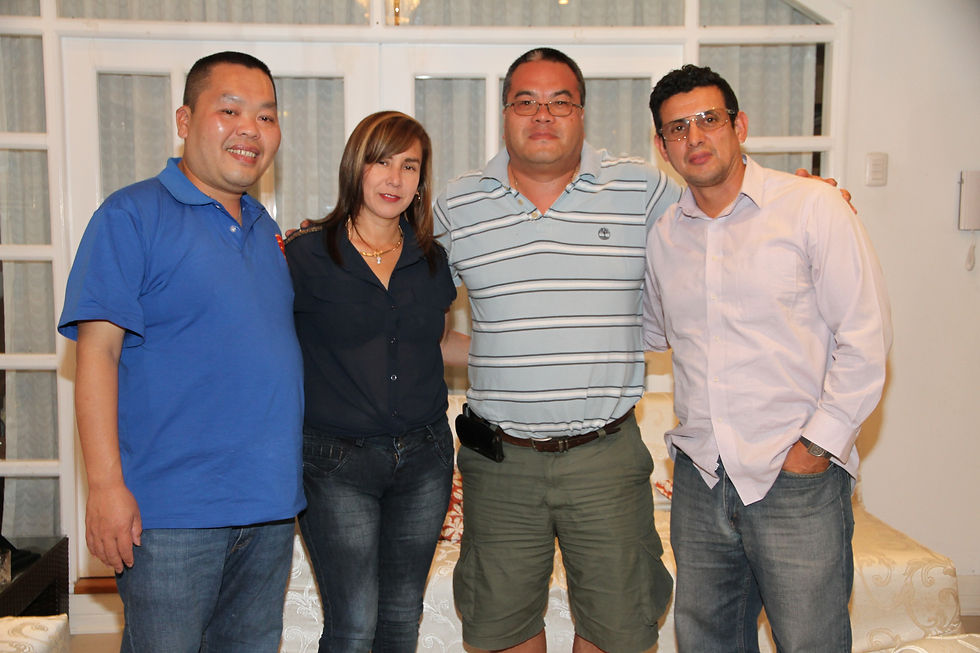 CEO Jian Wei He with Peru Chiclayo City Mayor Elizabeth Montenegro 行政總裁何健威同奇克拉市市
