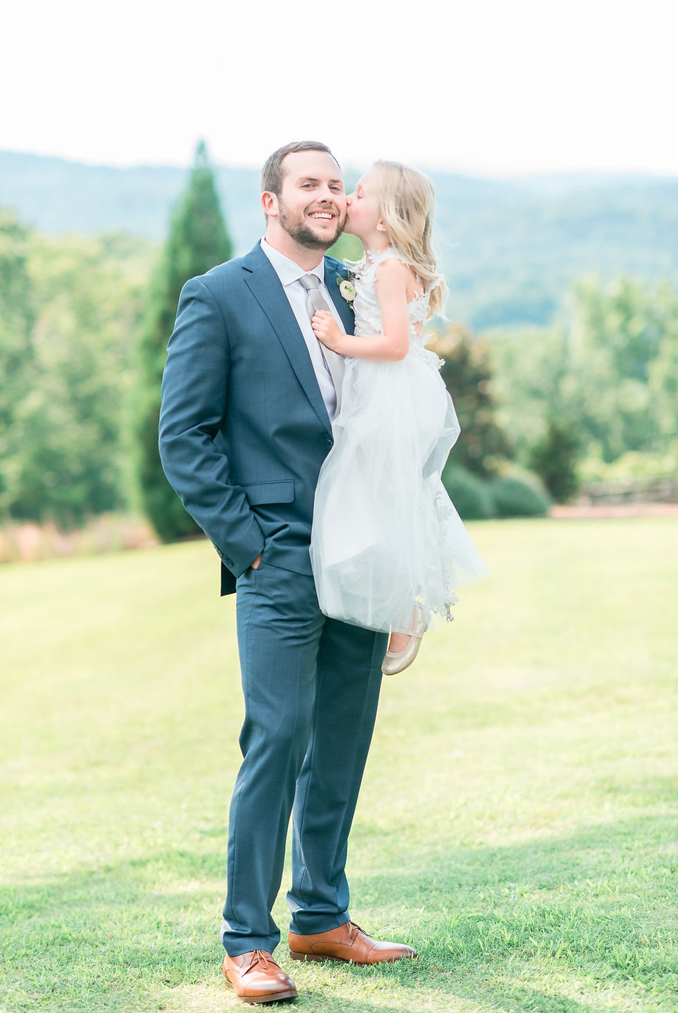 blue mountain vineyard dahlonega wedding venue-glorious moments photography-atlanta wedding photographer-vineyard mountain view