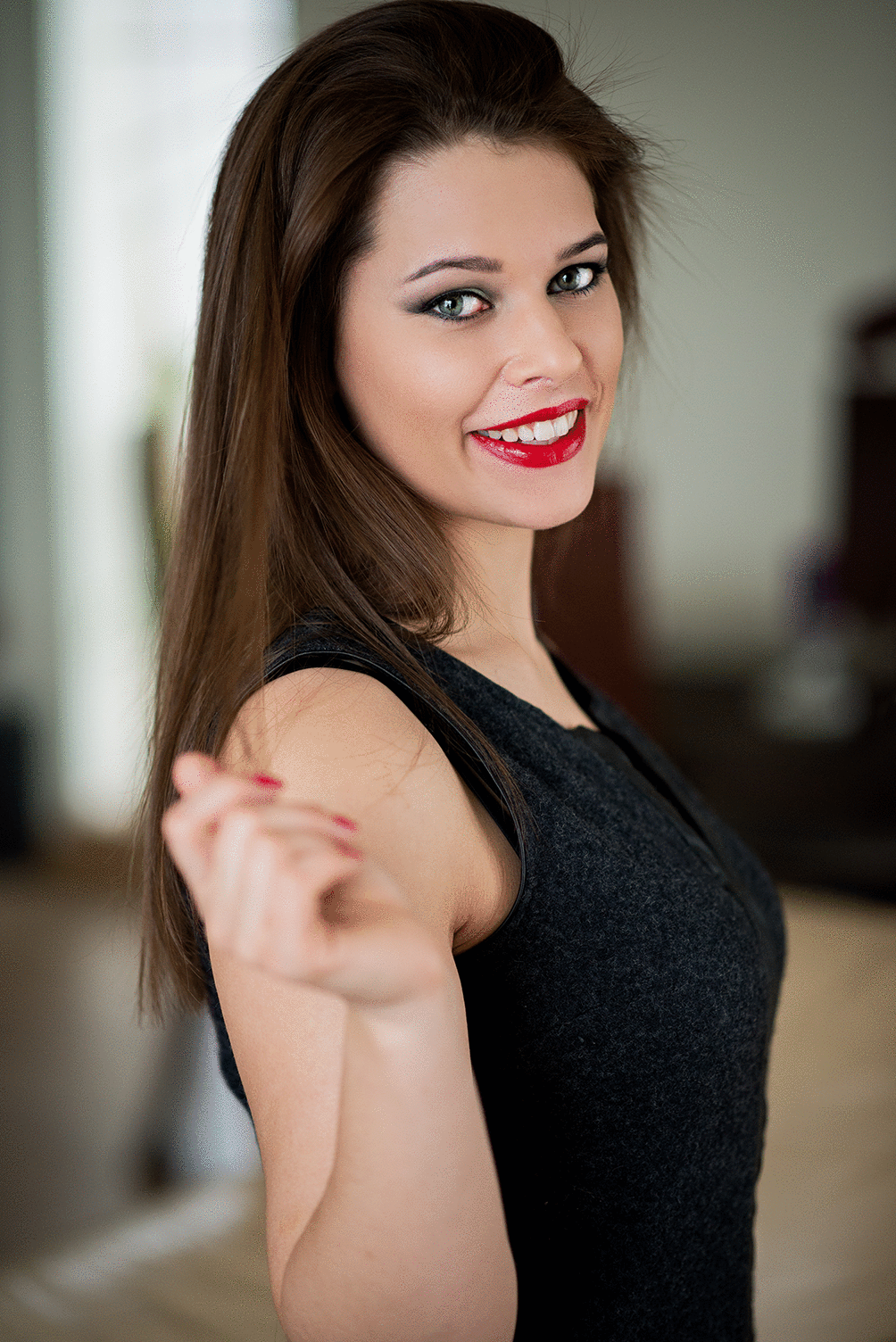 Evening makeup model