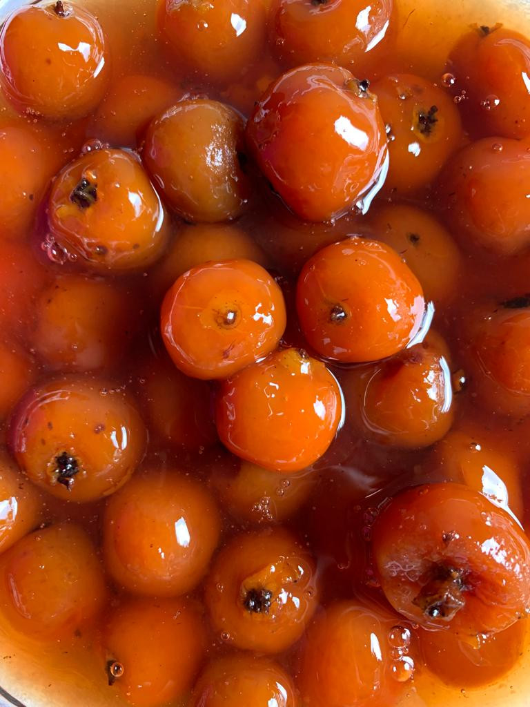 Dulce de tejocote en almíbar