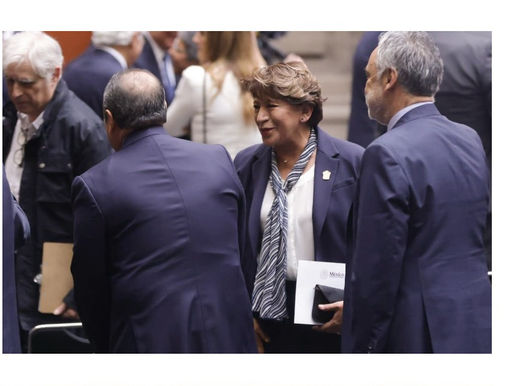 Gobernadora Delfina Gómez acompaña a la Presidenta Claudia Sheinbaum en su Primer Informe de Gobierno