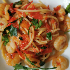 Spaghetti with Shrimp and Cherry Tomatoes