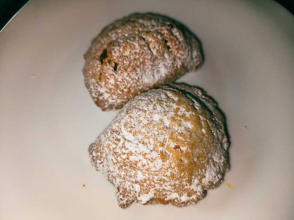 shortbread-biscuits-with-figs-and-jam