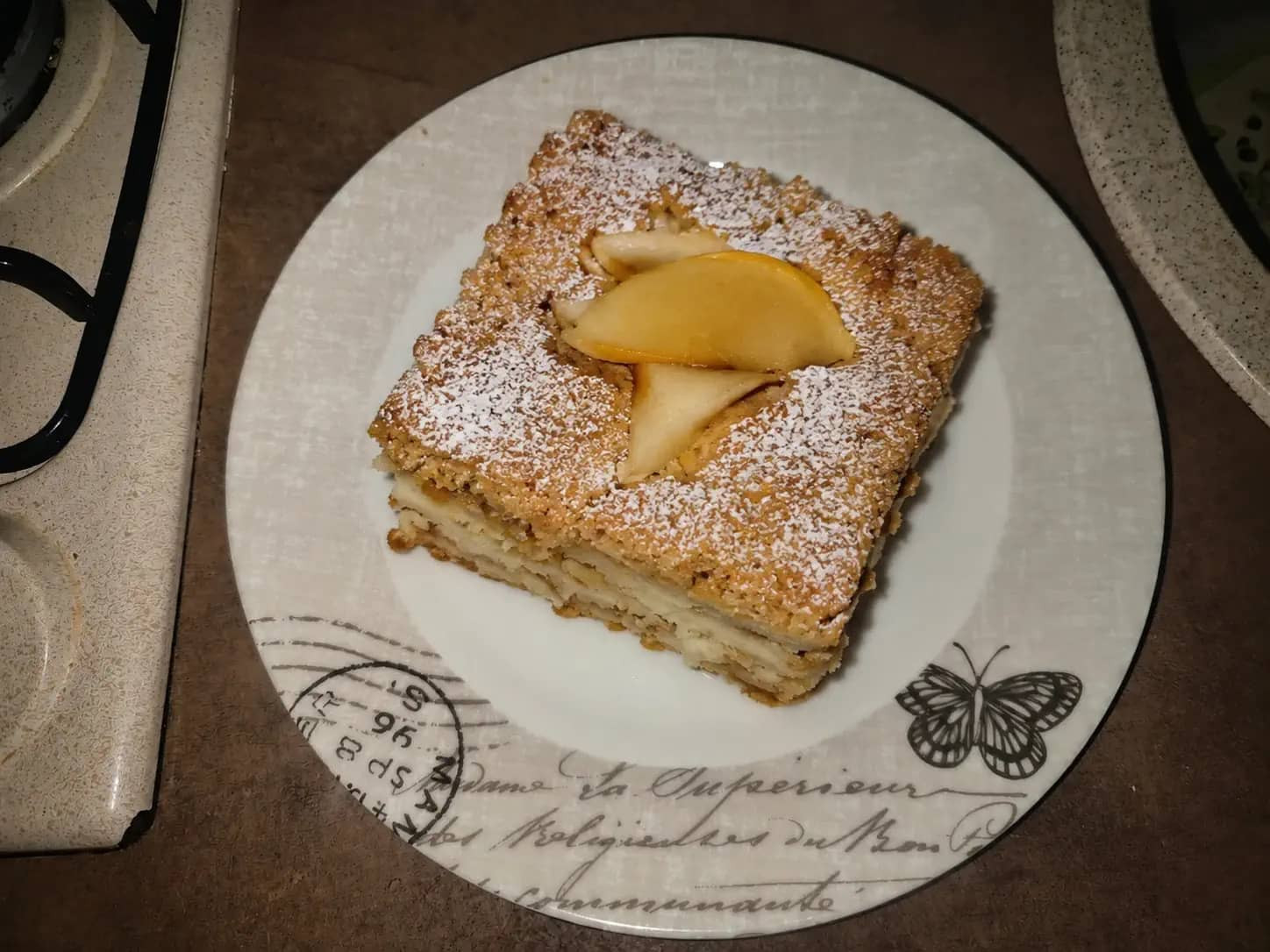 Dry and Quick Apple Pie, Lena