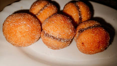Peaches-balls-dessert 