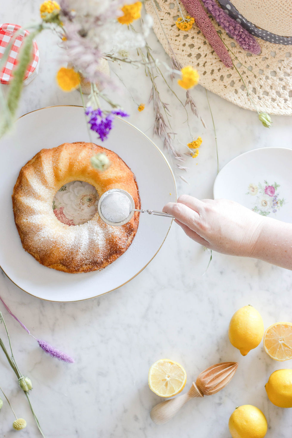 kuglof-with-fruits-and-carob-with-lemons