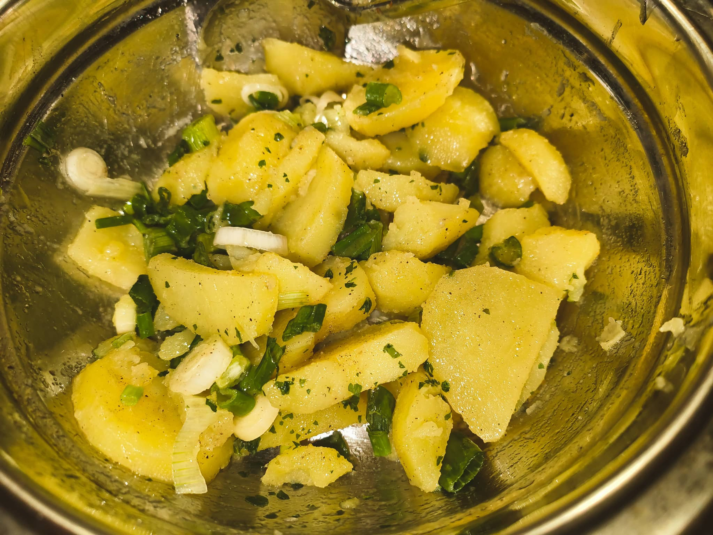 Potato salad with Spring onions