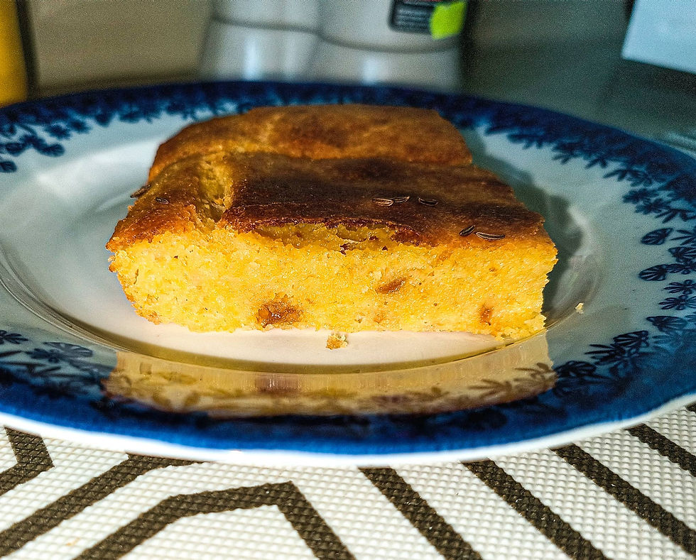 corn-bread-with-greaves-cream-and-cheese
