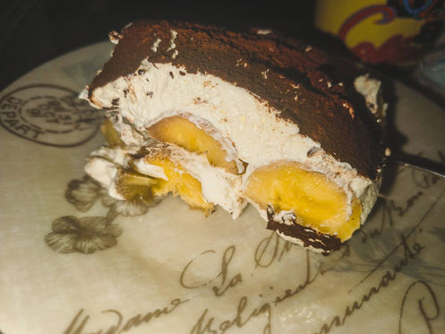 Simple-Banana-Tiramisu-dessert