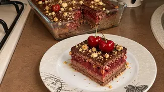 Chocolate-Cherry-Cake-No-Baking