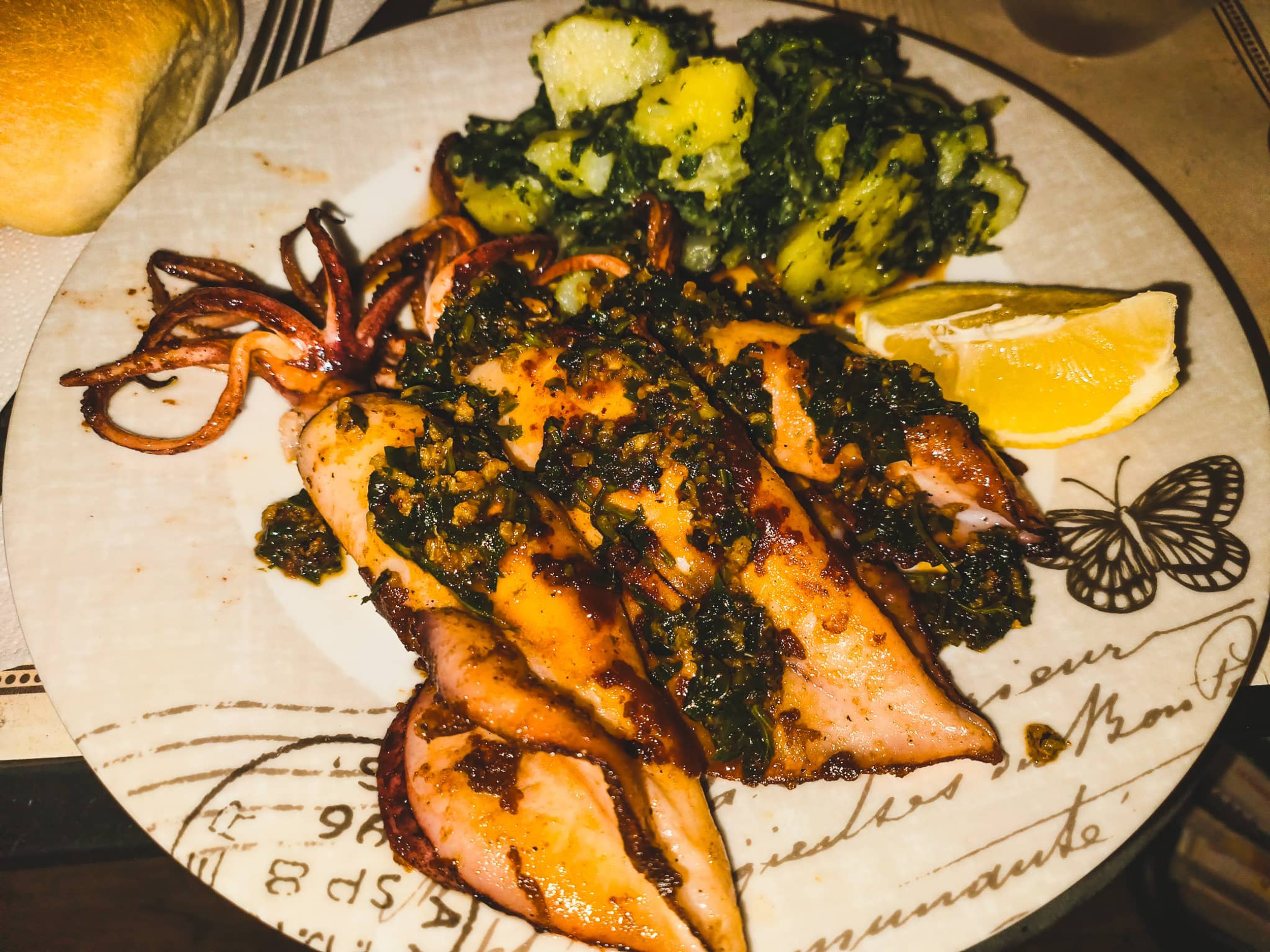 Big Squids in Sauce of Wine