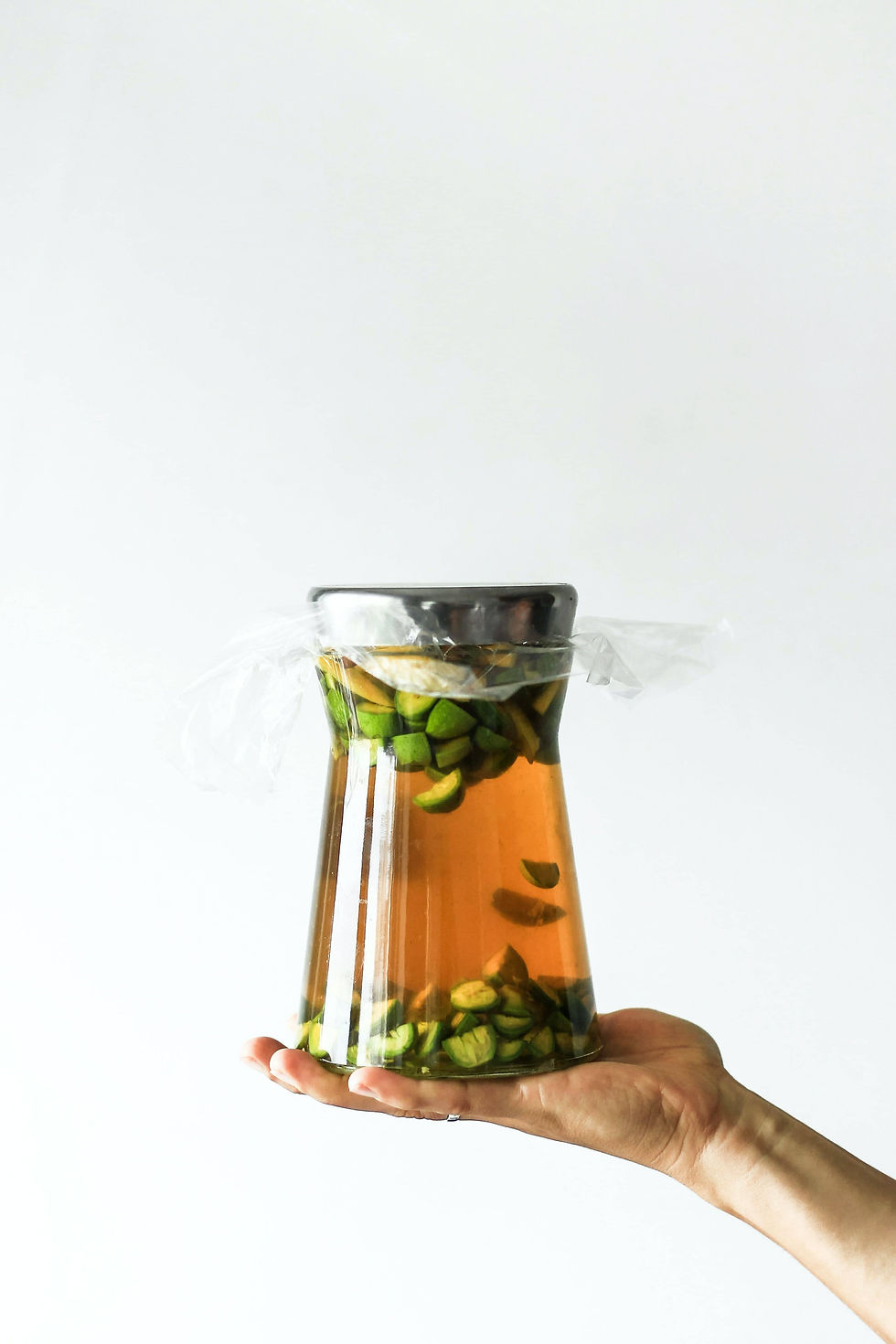 thyroid-liquer-of-walnuts-natural-medicine