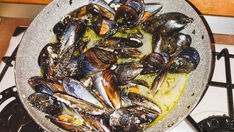 Mussels in Juicy Juice — Buzara