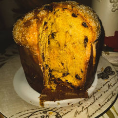 Pannetone-Italian-Dessert