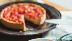 Strawberry Tart with Strausel Topping