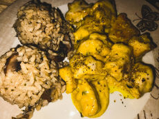 Chicken-bites-in-Milk-with-Turmeric 