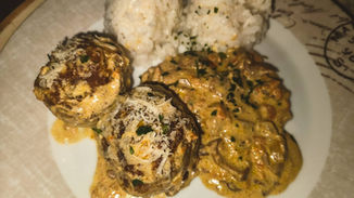 Meatballs-in-Porcini-sauce