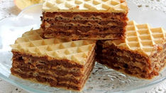Wafer with Walnuts and Chocolate, Lena