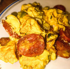 Omelet with Leek and Sausages