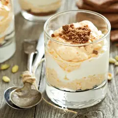 Sugar-Free-Vegan-Pudding-with-Peanuts