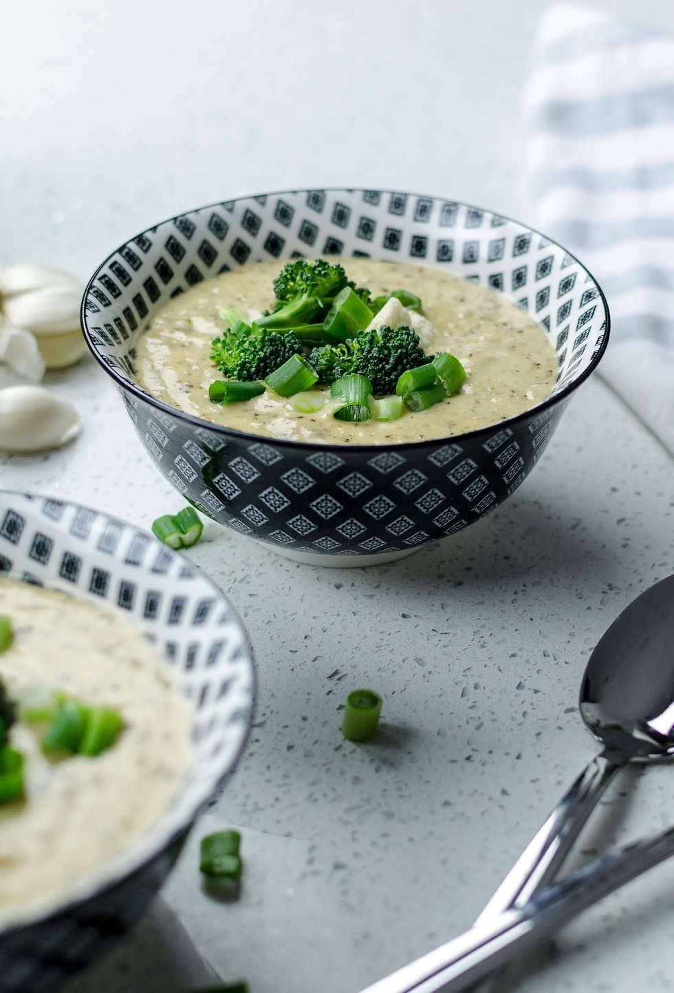 Diet-Soup-with-Potatoes-and-broccoli-in-chinese-bowl